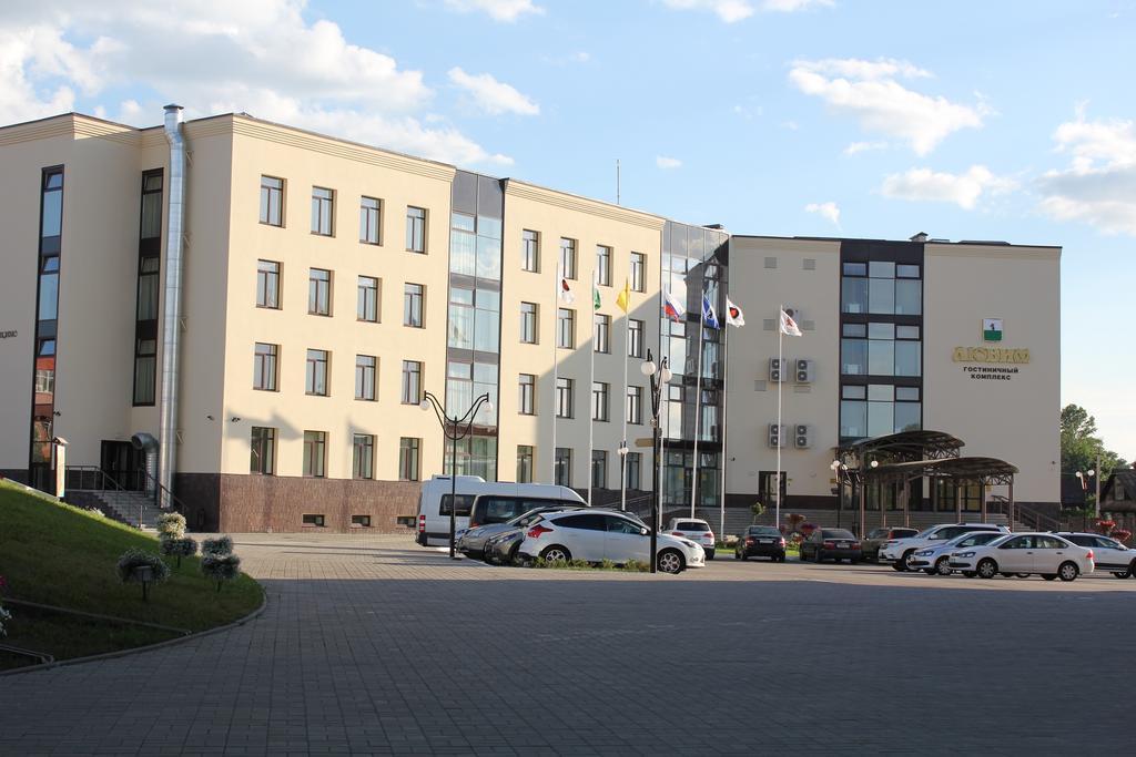 Hotel Complex Lubim Yaroslavl Exterior foto